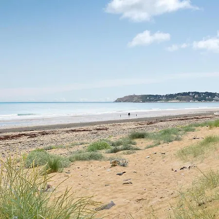 3 Bedroom In Holiday home