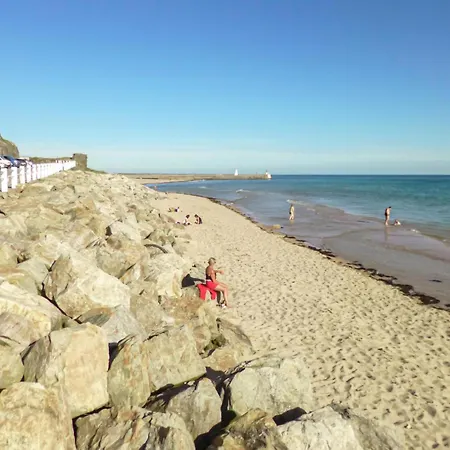 3 Bedroom In Holiday home *
