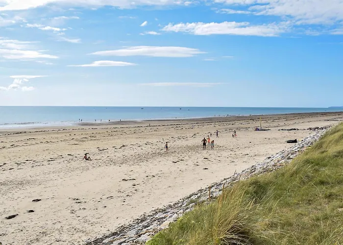 Holiday home Lovely In Fierville-les-Mines